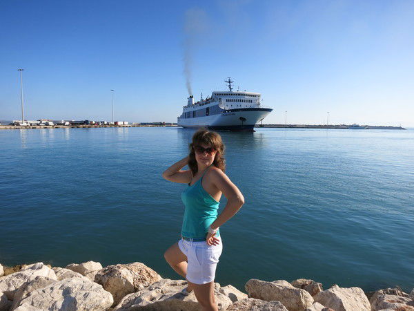 Елена Левченко