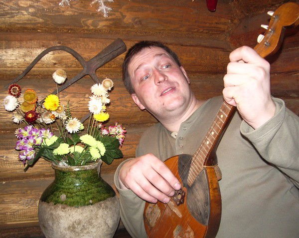 Анатолий Максимов