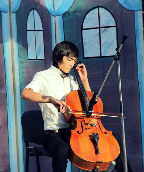 Сырым Есеналиев