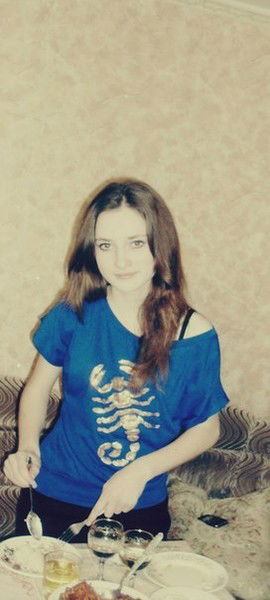 Лена Гутова