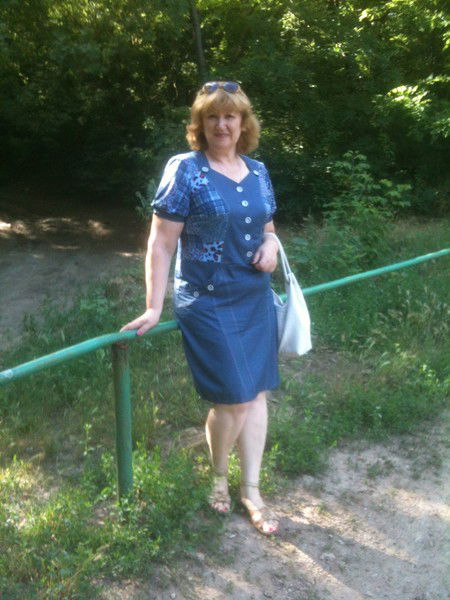 Елена Санджиева