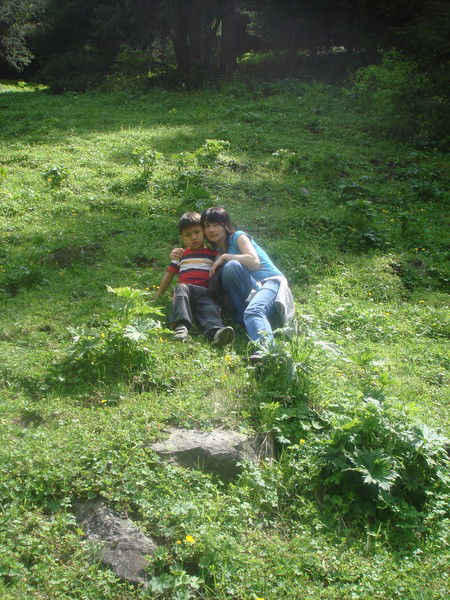 Инжу Елхондиева