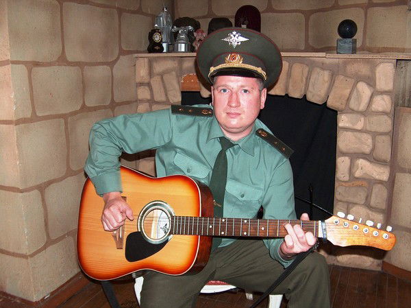 Игорь Айнушев