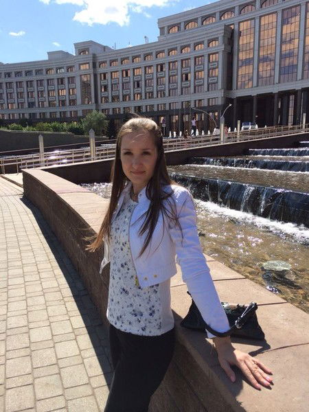 Алёна Араспаева