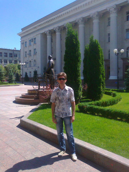 Юра Скляренко