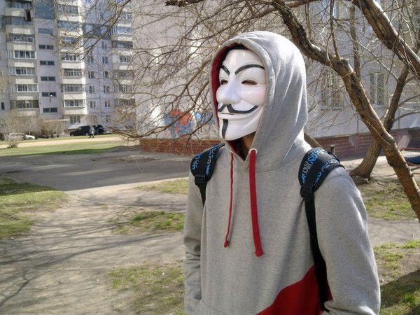 Данил Трошин