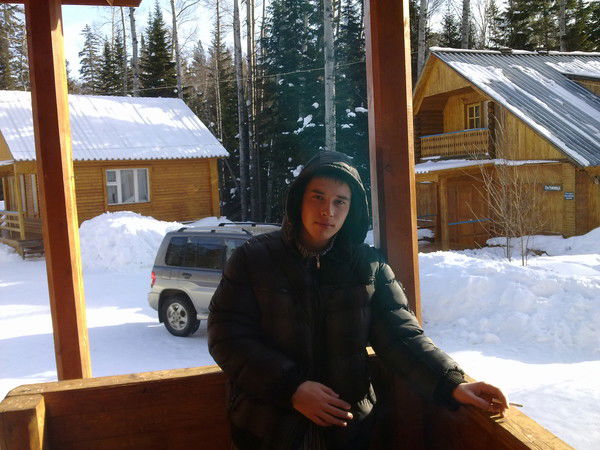 Михаил Мельников