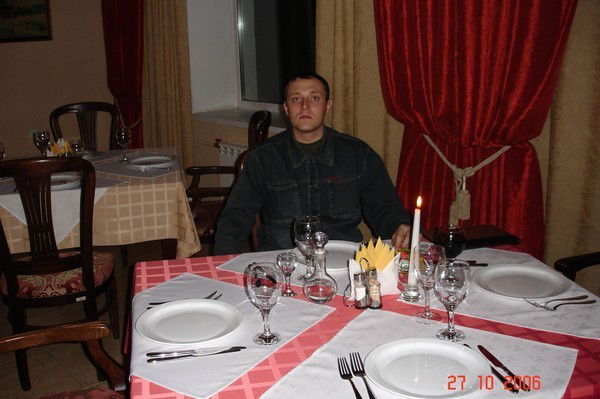 Виктор Шадеров