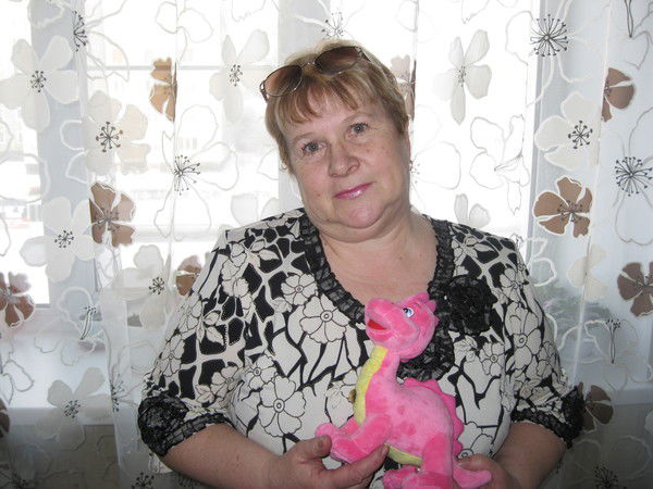 Нина Неретина