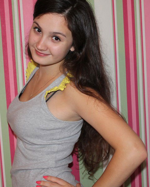 Анна Плотникова