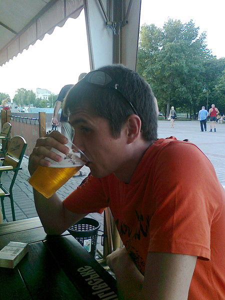 Виктор Иванов