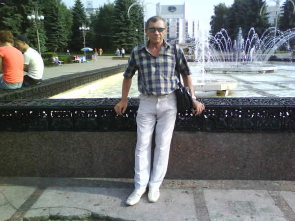 Гена Кузнецов