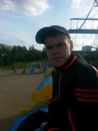 Максим Зелютин