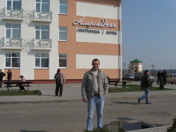 Дима Одинец