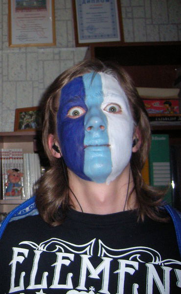 Максим Попов