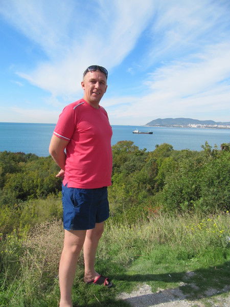 Андрей Новиков