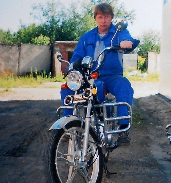 Виктор Анурьев