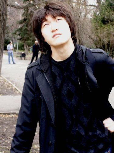 Вячеслав Тё