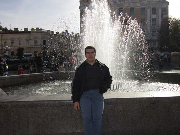 Толя Зеленюк