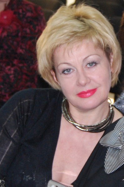 Елена Лазарева