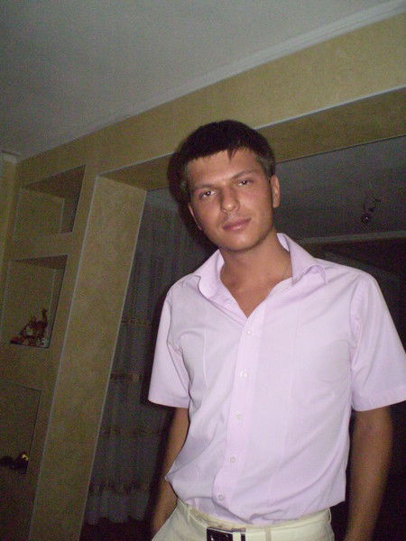 Максим Романенко