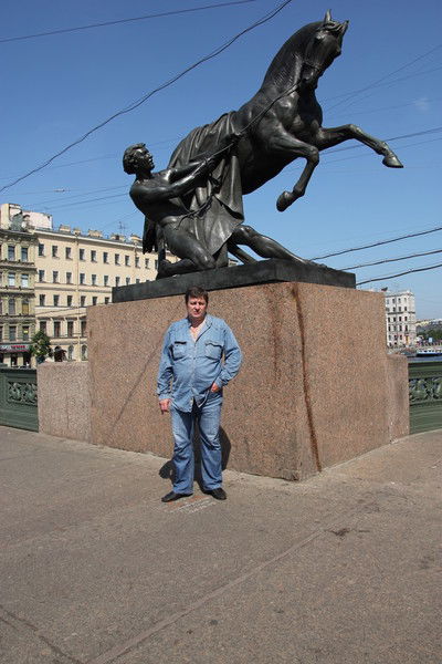 Василий Харитонов