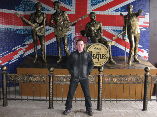 Александр Николаенко