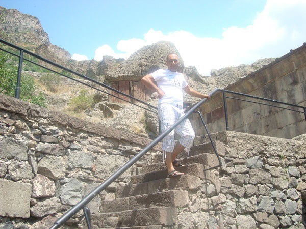 Аво _Григорян