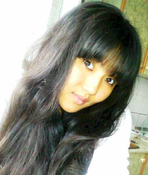 Аселя Мамасынын Кызы