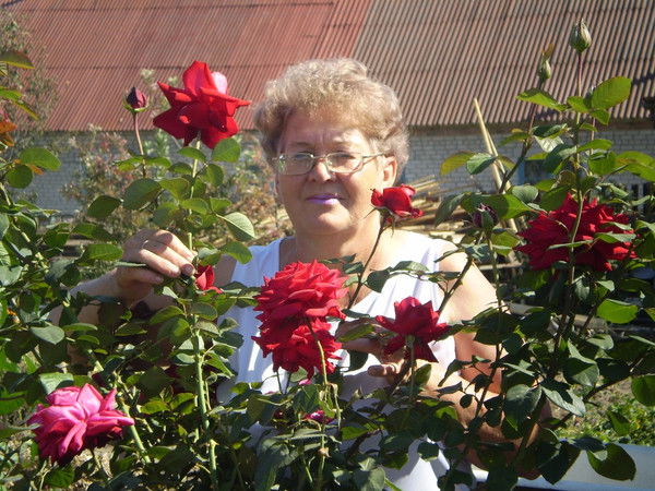 Людмила Иост (Плотникова)