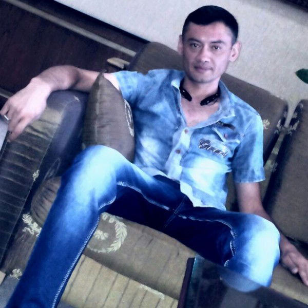 Нодир Ахмедов