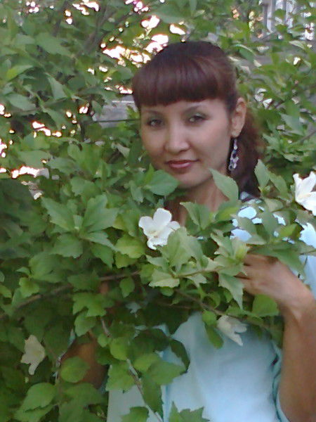 Индира Аманжанова