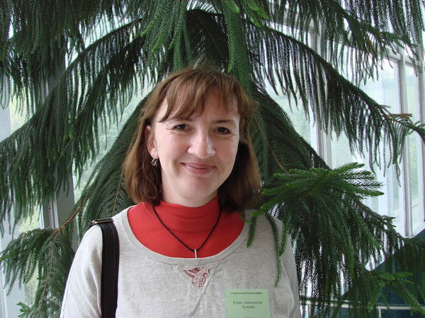 Елена Никак