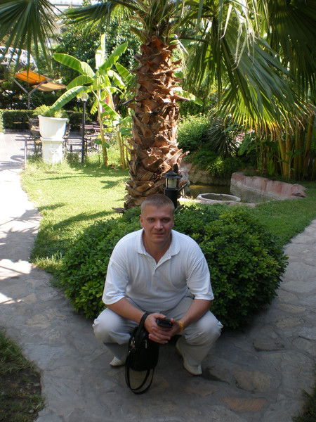 Александр Шерстнев