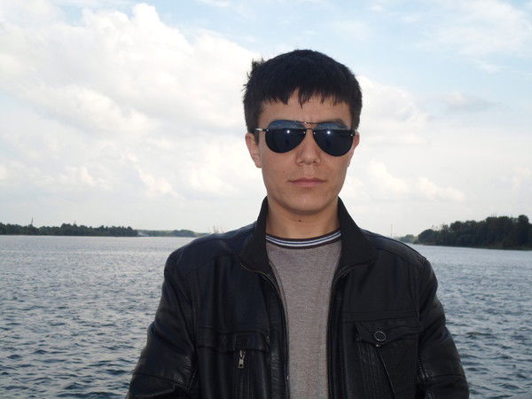 Абдураззок Рахмонов