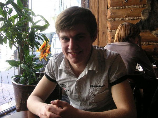 Miks Ларионов