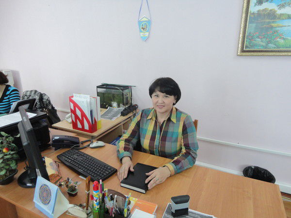 Венера Сапарова