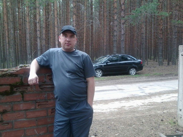 Максим Хохлов