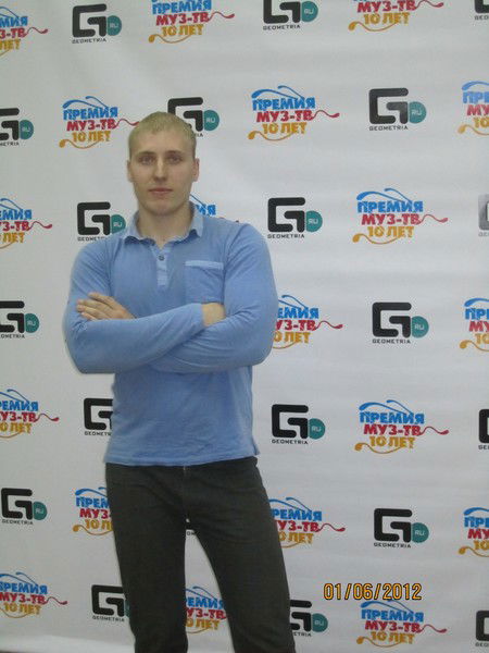 Денис Сериков