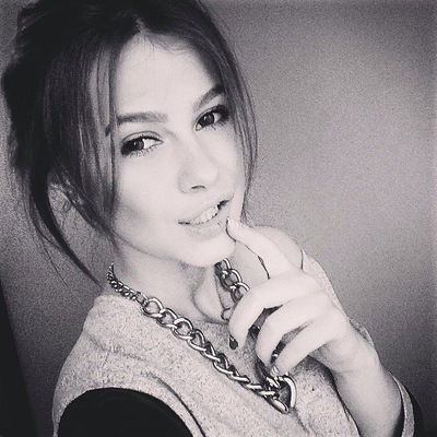 Влада Кристалова