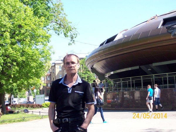 Алик Майский