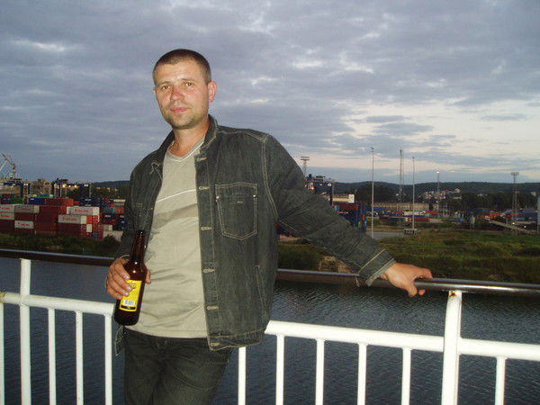 Володя Twister