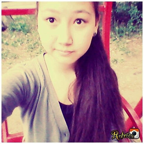 Молдир Сахариева))