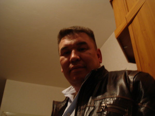 Эдуард Кадыров