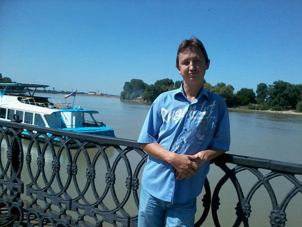 Александр Котов