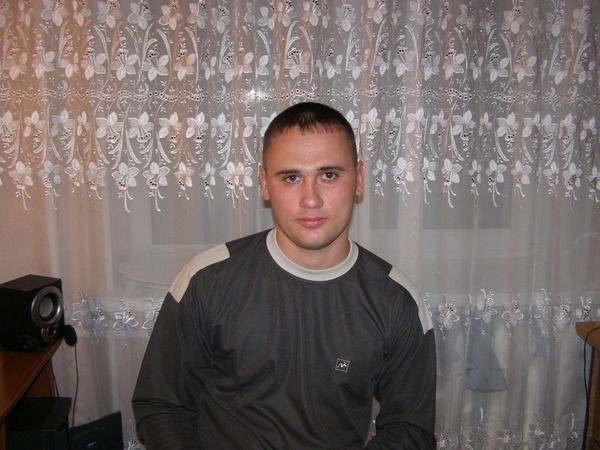 Никита Артамонов