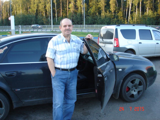 Владимир Халяпин