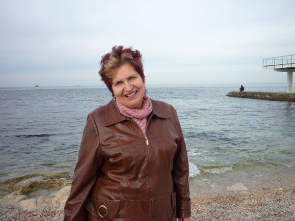 Нина Шаповал