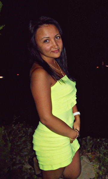 Даша Попова