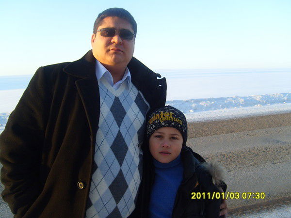 Роберт Низамов